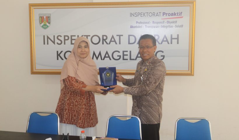 Tukar menukar Cinderamata