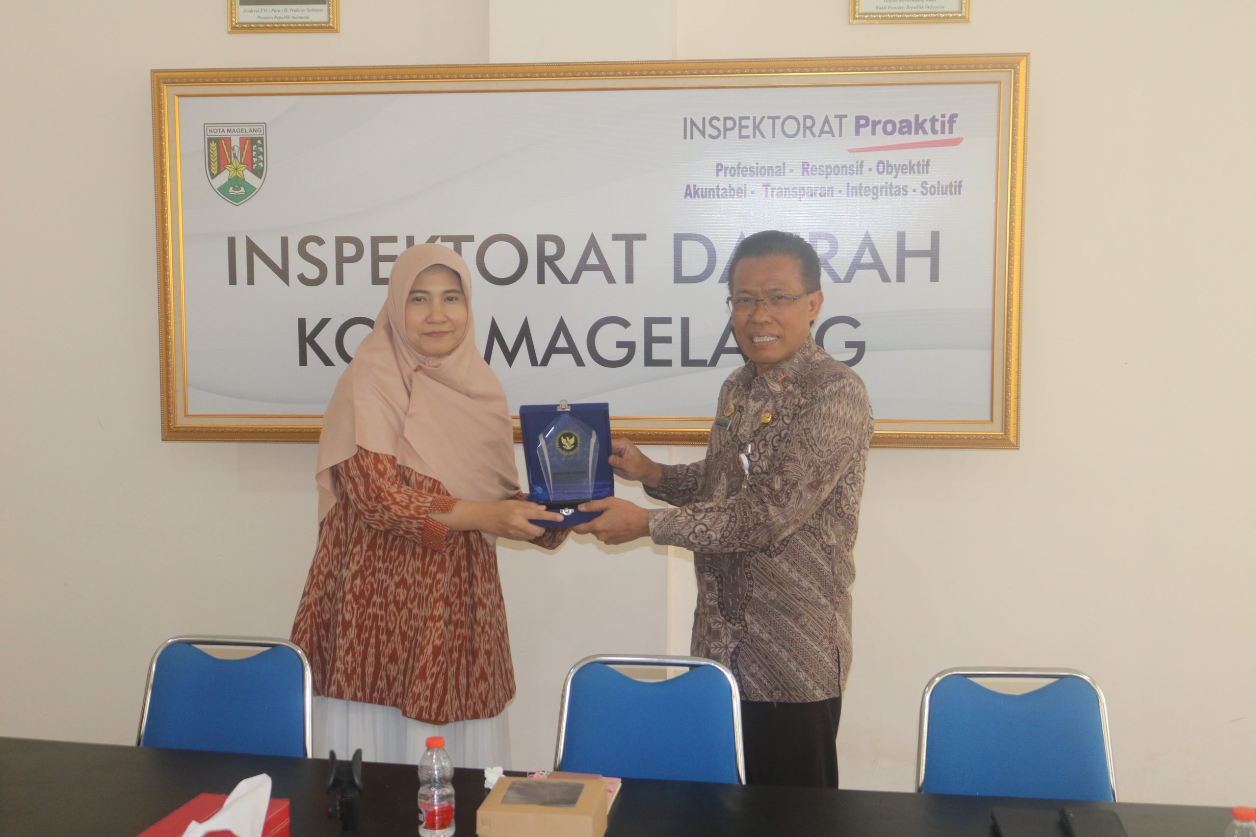 Tukar menukar Cinderamata